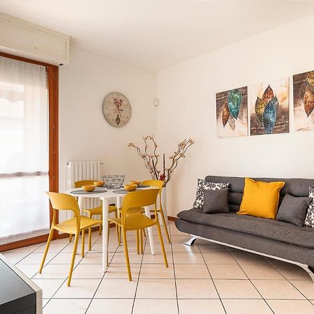 Casty Sweet Home - Parcheggio Privato Gratuito Milan Bagian luar foto