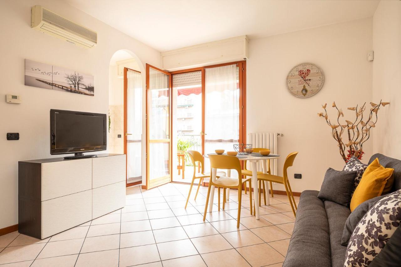 Casty Sweet Home - Parcheggio Privato Gratuito Milan Bagian luar foto