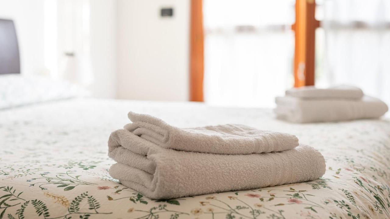 Casty Sweet Home - Parcheggio Privato Gratuito Milan Bagian luar foto