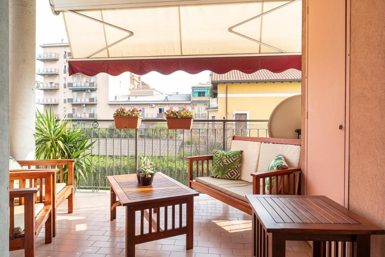 Casty Sweet Home - Parcheggio Privato Gratuito Milan Bagian luar foto