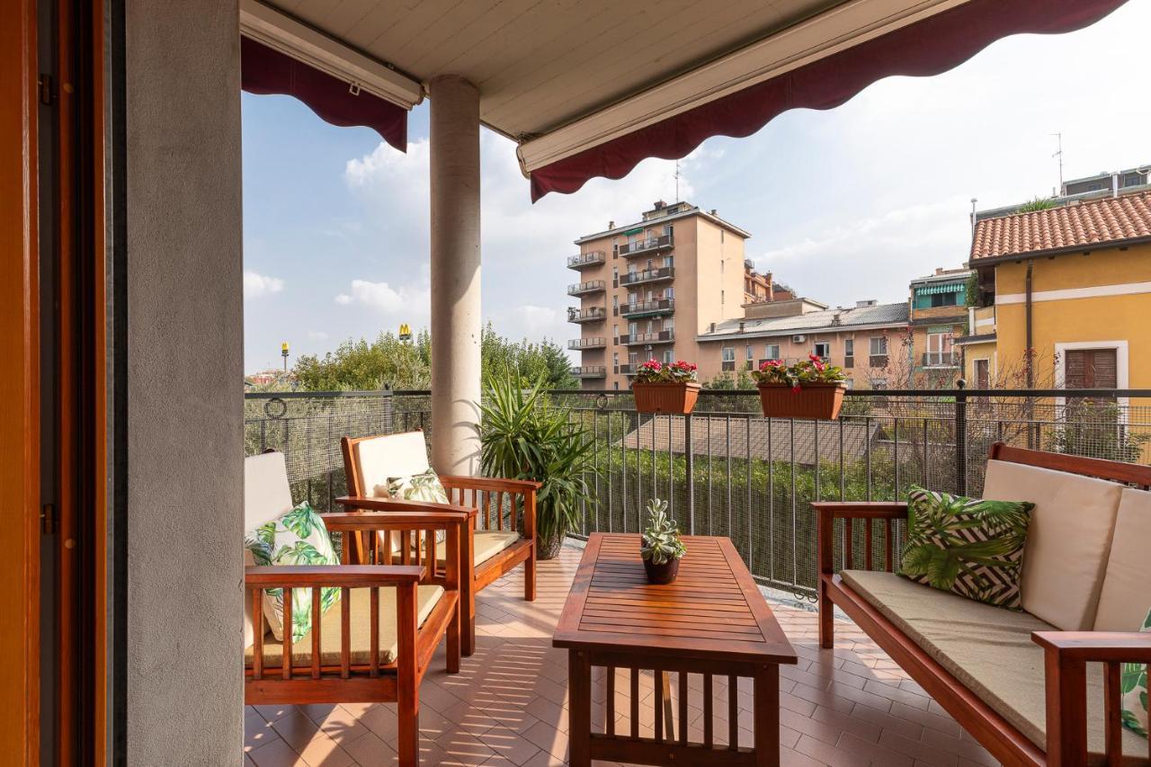 Casty Sweet Home - Parcheggio Privato Gratuito Milan Bagian luar foto