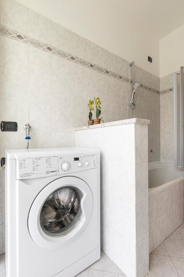 Casty Sweet Home - Parcheggio Privato Gratuito Milan Bagian luar foto